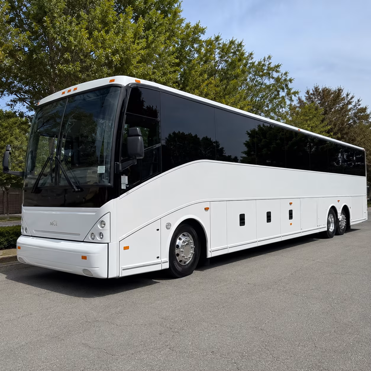 charter buses for conferences and events at the waldorf astoria boca raton
