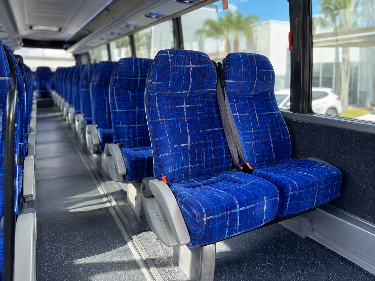 how the type of bus you choose changes the price in boca raton florida